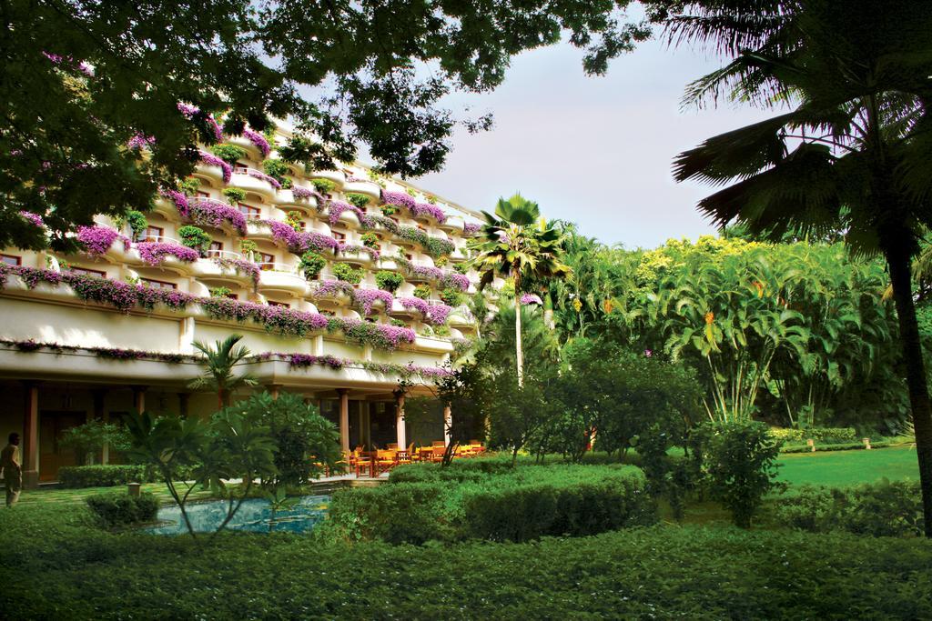 The Oberoi Bengaluru Hotel Exterior foto